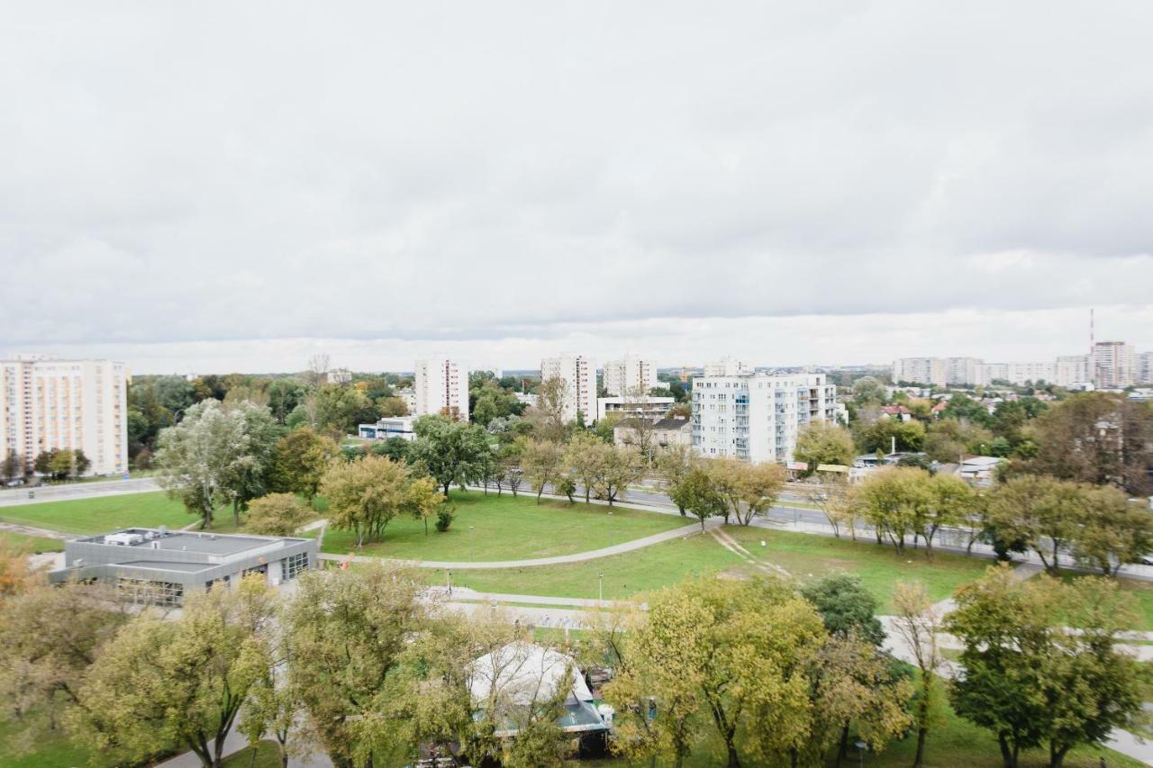Luxlux Apartments Metro Slodowiec Варшава Экстерьер фото